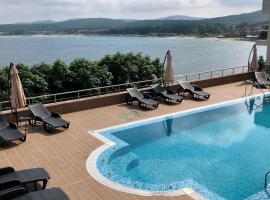 Solinaria Boutique Hotel，位于索佐波尔的酒店