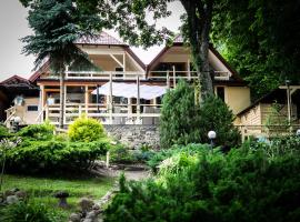 Zajazd Bombonierka，位于Wikno的酒店