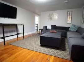 Close to UNC with Great Yard, Firepit & Free Bikes!