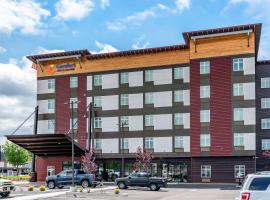 Comfort Inn & Suites Lakewood by JBLM，位于莱克伍德的酒店