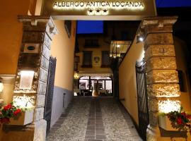 阿尔伯格安提卡洛坎达酒店，位于克卢索内的酒店