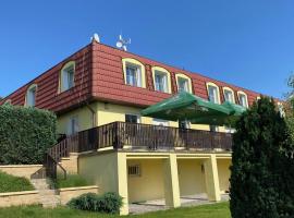 卡梅克旅馆，位于Kamýk nad Vltavou的酒店