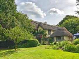 Beck Cottage, Wood Green, New Forest UK，位于Breamore的酒店