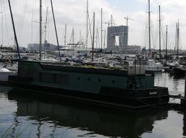 loft boat，位于阿姆斯特丹的船屋