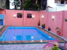 莫斯吉洛度假屋，位于莫斯凯鲁的酒店