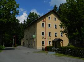 Pension Sommerfrische，位于埃伦弗里德斯多夫埃伦弗里德斯多夫矿坑附近的酒店