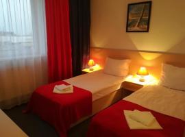 Czarna Perła Hotel i Restauracja，位于Przejazdowo的酒店