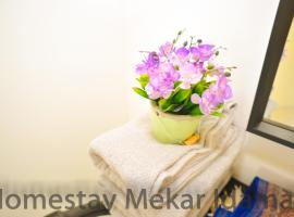 homestay mekar idaman，位于甲抛峇底的酒店