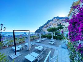 La Caravella di Positano - Relais & Beach，位于波西塔诺的公寓式酒店