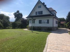 Ferienhaus Chiemsee，位于于贝尔塞的酒店