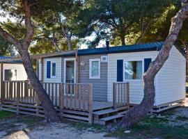 Martigues, Camping de l'Arquet ****，位于马蒂格的酒店