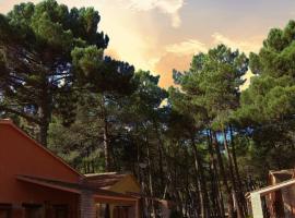 Rural Arco Iris，位于昆卡的带泳池的酒店