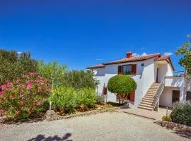 Holiday Home Kate by Interhome