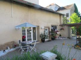 La belle endormie - appartement B，位于Fénétrange的酒店