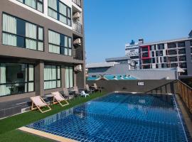 Suntria Hotel Pattaya，位于纳仲天的酒店