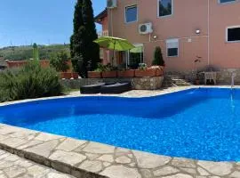 Private Riverside Villa Silvia