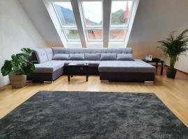 Dachgeschoss-Apartment in Landeck - 140m²，位于兰德埃克的滑雪度假村