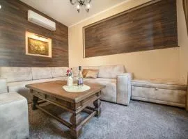 Hotel Antique - free private parking