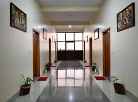HOTEL MOUNT PLEASANT，位于Pauri的酒店