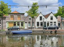 Oudegracht Alkmaar，位于阿尔克马尔的乡村别墅