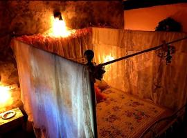 Rural house the Fifth of Malu Romantic hotel in Cuenca romantic getaways 3，位于Valeria的酒店