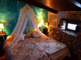 Casa rural la Quinta de Malu Romantic hotel in Cuenca Romantic getaways，位于Valeria的酒店