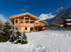 Chalet Isabelle Mountain lodge 5 star 5 bedroom en suite sauna jacuzzi