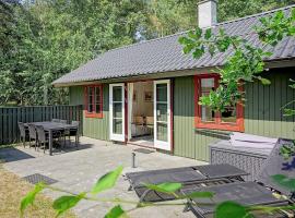 6 person holiday home in Nex，位于斯诺厄拜克的乡村别墅