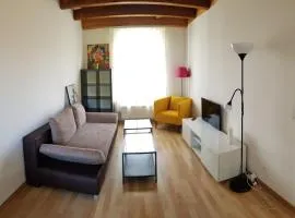 HSH Weber - 2 Bedroom Suite Apartment with Office, Salon and Kitchen in Bern by HSH Hotel Serviced Home