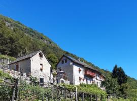 Ossola dal Monte - Affittacamere，位于Crevoladossola的旅馆