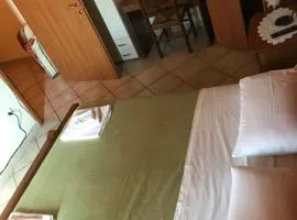 Azienda Agrituristica Le Prunelle