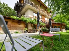 Hôtel Restaurant Gîtes Les 5 Saisons，位于弗雷斯涅的酒店