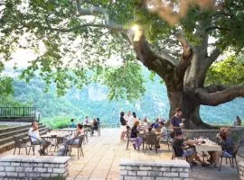 恩乔拉维兹萨旅馆