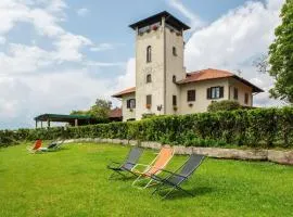 Spacious Farmhouse in Verbania with Garden