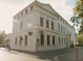 Hotel Am Schloss Aurich，位于奥利希的酒店