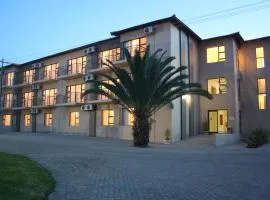Oasis Hotel