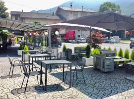 Hotel del Boschetto，位于Poggiridenti的酒店
