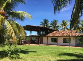 Finca en Doradal ( Hacienda Napoles y Rio Claro )，位于多拉代尔的别墅