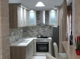VAKIS APARTMENTS 5