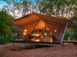 Starry Nights Luxury Camping，位于Woombye的豪华帐篷