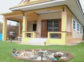 Little B house