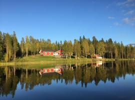 Hiiden Kämppäkartano iso vuokramökki lähellä Tiilikan kansallispuistoa，位于索特卡莫的酒店