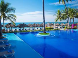 Crown Paradise Club Puerto Vallarta All Inclusive，位于巴亚尔塔港的Spa酒店