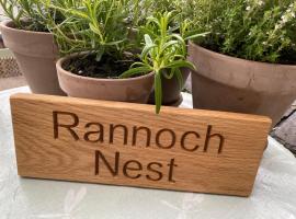 The Rannoch Nest, Kinloch Rannoch，位于金洛赫兰诺赫的酒店