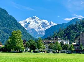 Eiger, Jungfrau, luxury garden apartment，位于格林德尔瓦尔德的酒店