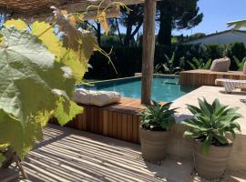 Villa Casa del Hort, Private Pool & Garden，位于圣马蒂登普里斯的酒店