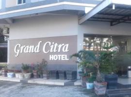 Hotel Grand Citra Prabumulih，位于Prabumulih的酒店