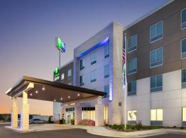 Holiday Inn Express Calhoun South by IHG，位于卡尔霍恩的酒店