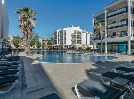 Pins Platja Apartments，位于坎布里尔斯的酒店