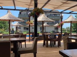 Greenstone Land - Corbu，位于那沃达利的酒店